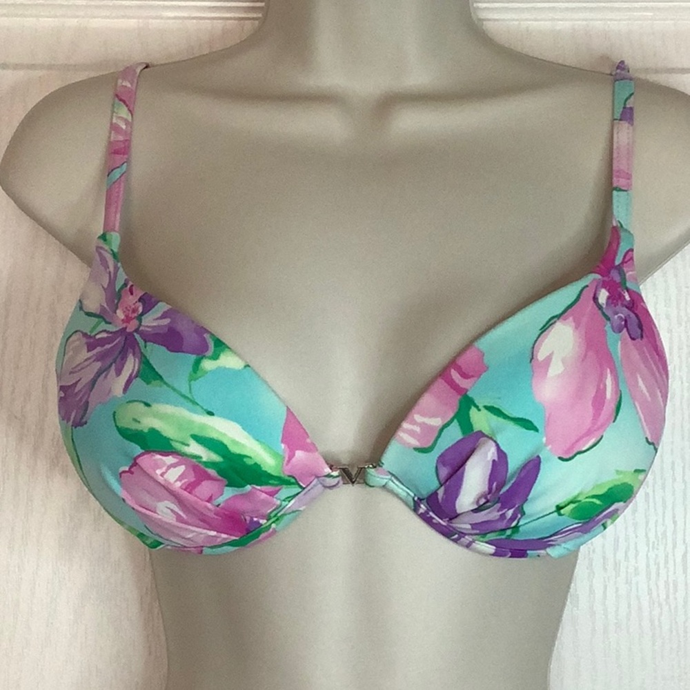💚NWOT 🩵VENUS Enhancer Push-Up Bikini Top